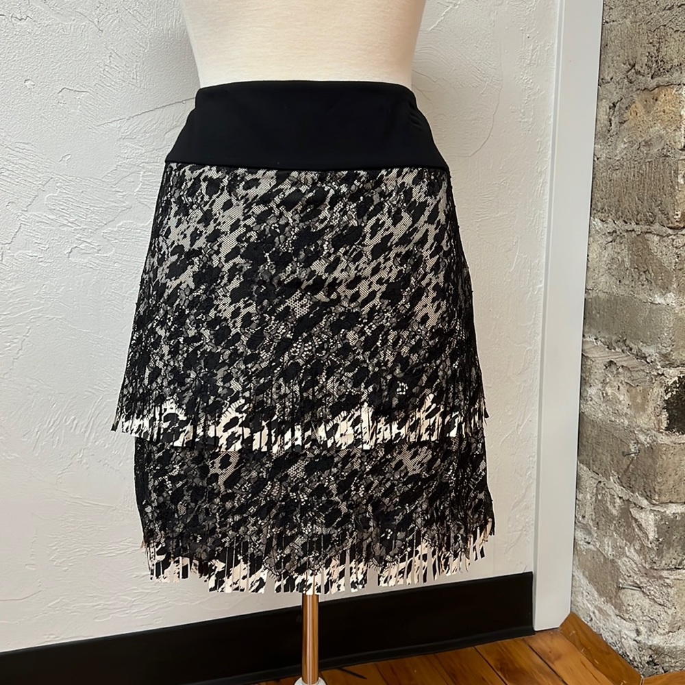 Animal Print Fringe Lace Ann Taylor Black and Cream Skirt NWT size 6